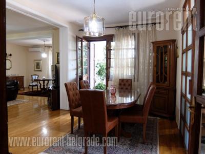 House, 400 m<sup>2</sup>