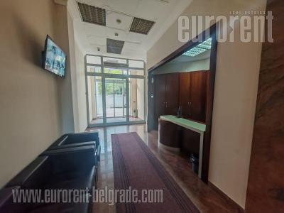 Office space, 210 m<sup>2</sup>