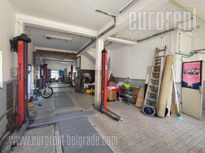 Retail space, 200 m<sup>2</sup>