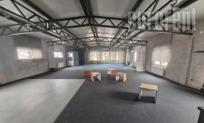 Magacin, 1.200 m<sup>2</sup> + 240 m<sup>2</sup>