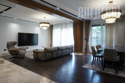 Stan, 280 m<sup>2</sup>